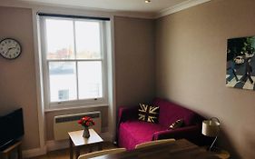 2 Bedroom Apartment In Westminster